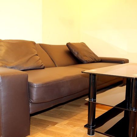 Fine Touch Apartments Лондон Екстер'єр фото