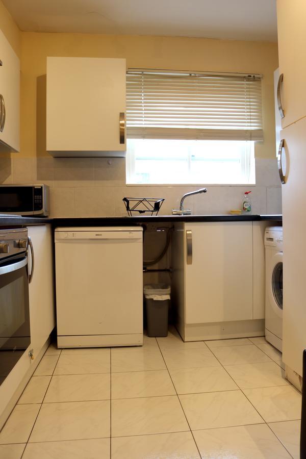 Fine Touch Apartments Лондон Екстер'єр фото